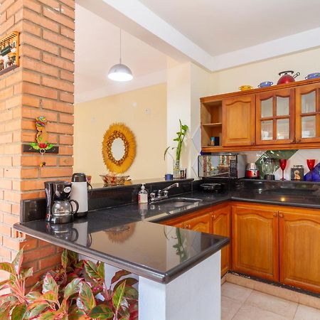 Cartagena Hostal Cartagonova - Habitaciones Privadas Y Amplias Cerca A Zonas Turisticas מראה חיצוני תמונה