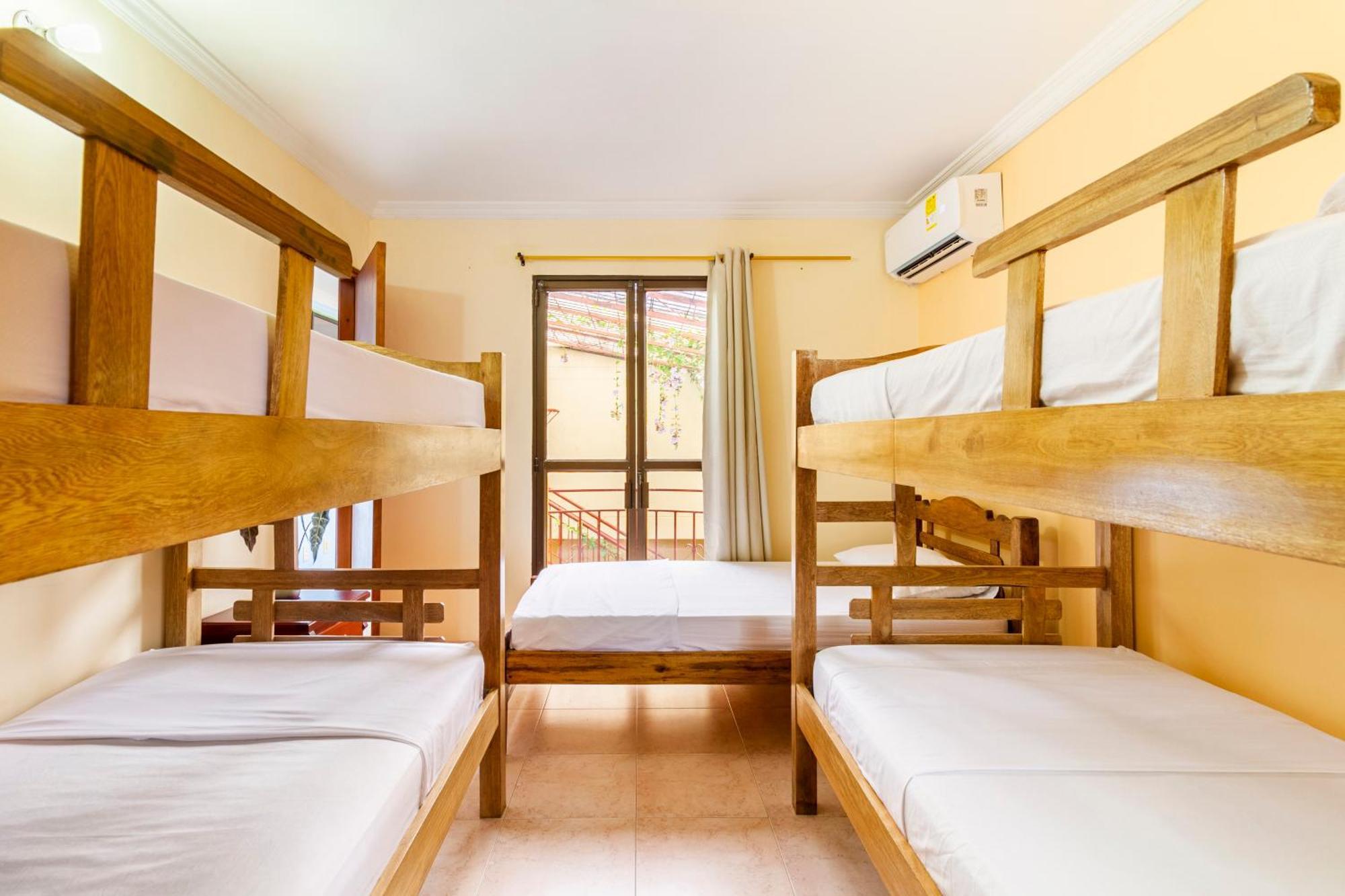 Cartagena Hostal Cartagonova - Habitaciones Privadas Y Amplias Cerca A Zonas Turisticas מראה חיצוני תמונה