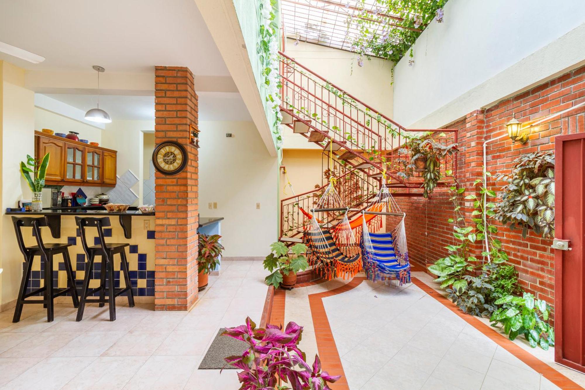Cartagena Hostal Cartagonova - Habitaciones Privadas Y Amplias Cerca A Zonas Turisticas מראה חיצוני תמונה